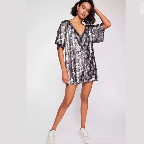Free People Silver Sequin V-Neck Dress size XS - Picture 2 of 6